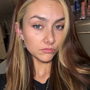 Meet your Posher, Kylee